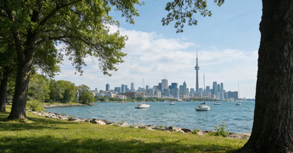 Toronto, Canada: Peak vs. Off-Peak Cost Comparison & Budget Travel Guide