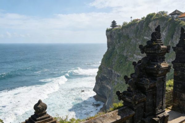 El Salvador Travel Guide: Volcanoes, Ruins, Beaches & Hidden Gems