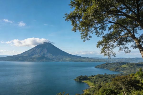 Nicaragua Travel Budget Guide: Peak vs Off-Season Costs + Backpacker Tips for 2025
