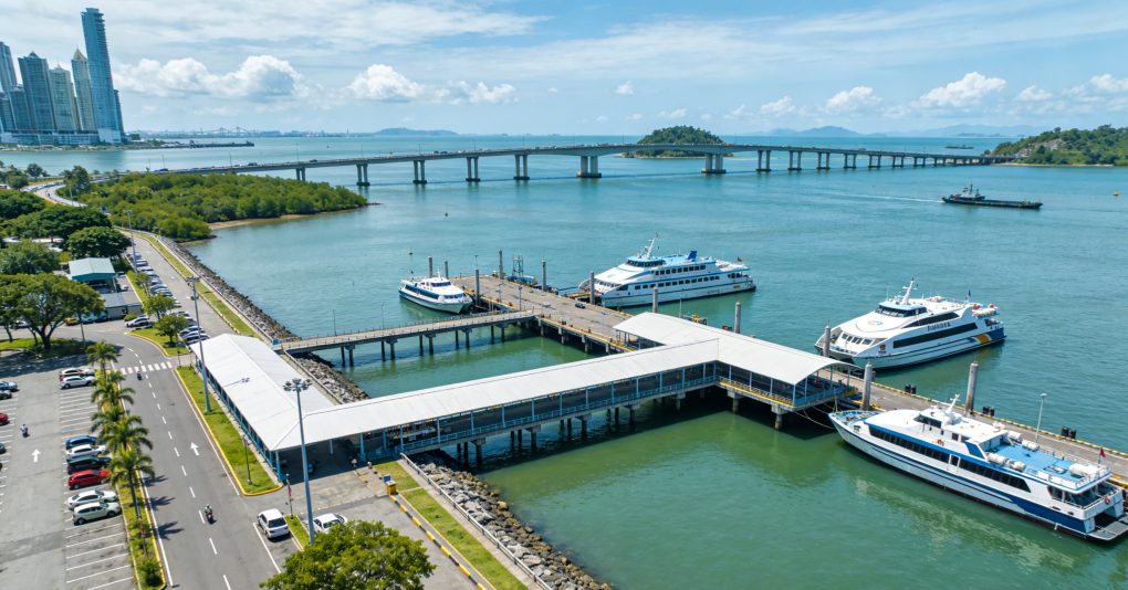 Panama Transportation Guide for Tourists: Flights, Buses, Taxis, Rentals & More