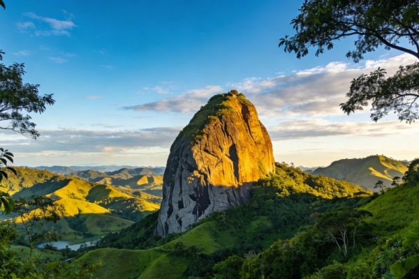 Colombia Travel Budget: Peak vs Off-Season Costs + Ultimate Backpacker Guide Colombia Travel Budget: Peak vs Off-Season Costs + Ultimate Backpacker Guide