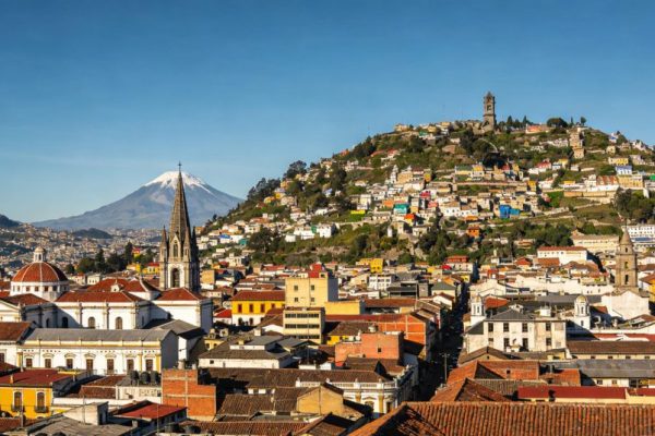 7-Day Ecuador Itinerary: The Best of the Andes Volcano Avenue 7-Day Ecuador Itinerary: The Best of the Andes Volcano Avenue